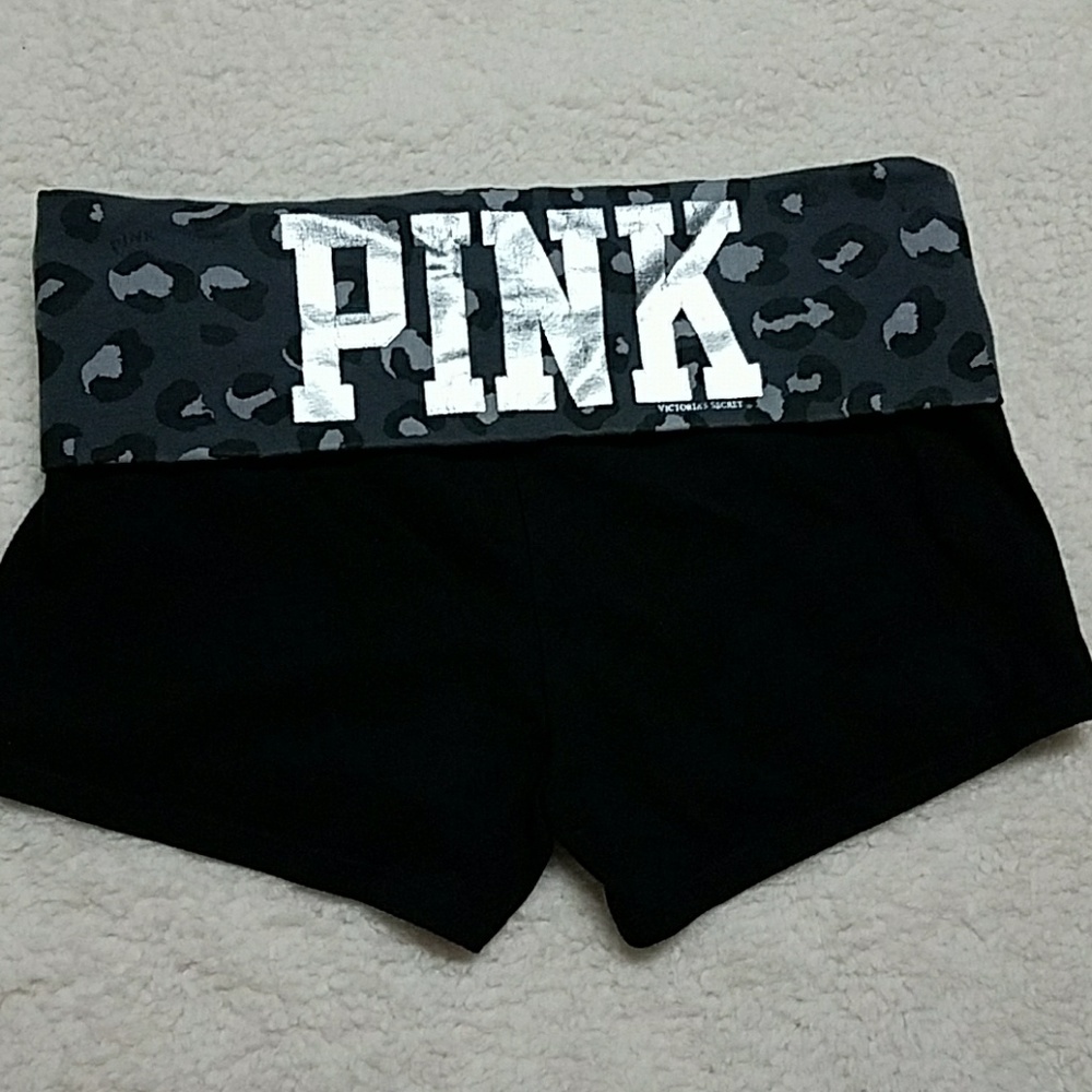 VS PINK leopard yoga shorts size Medium